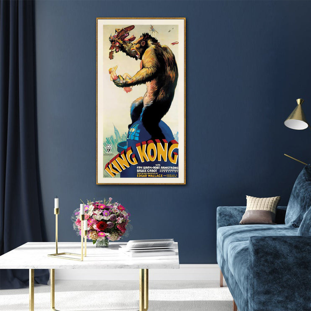 Oceans King Kong 1933 – Gold Frame Canvas
