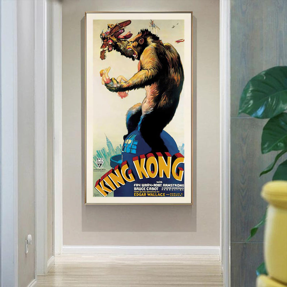 Oceans King Kong 1933 – Gold Frame Canvas