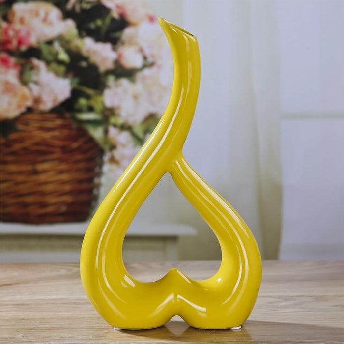 Creative Heart-shaped Ceramic Flower Vase for Home Office or Wedding Decor - Yellow